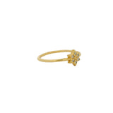Small flower and zircon gold ring