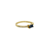 Fine gold ring with square stone and zircons