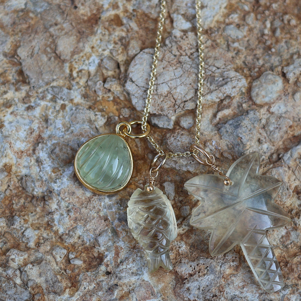 Collier doré poisson taillé en quartz citron 42 cm