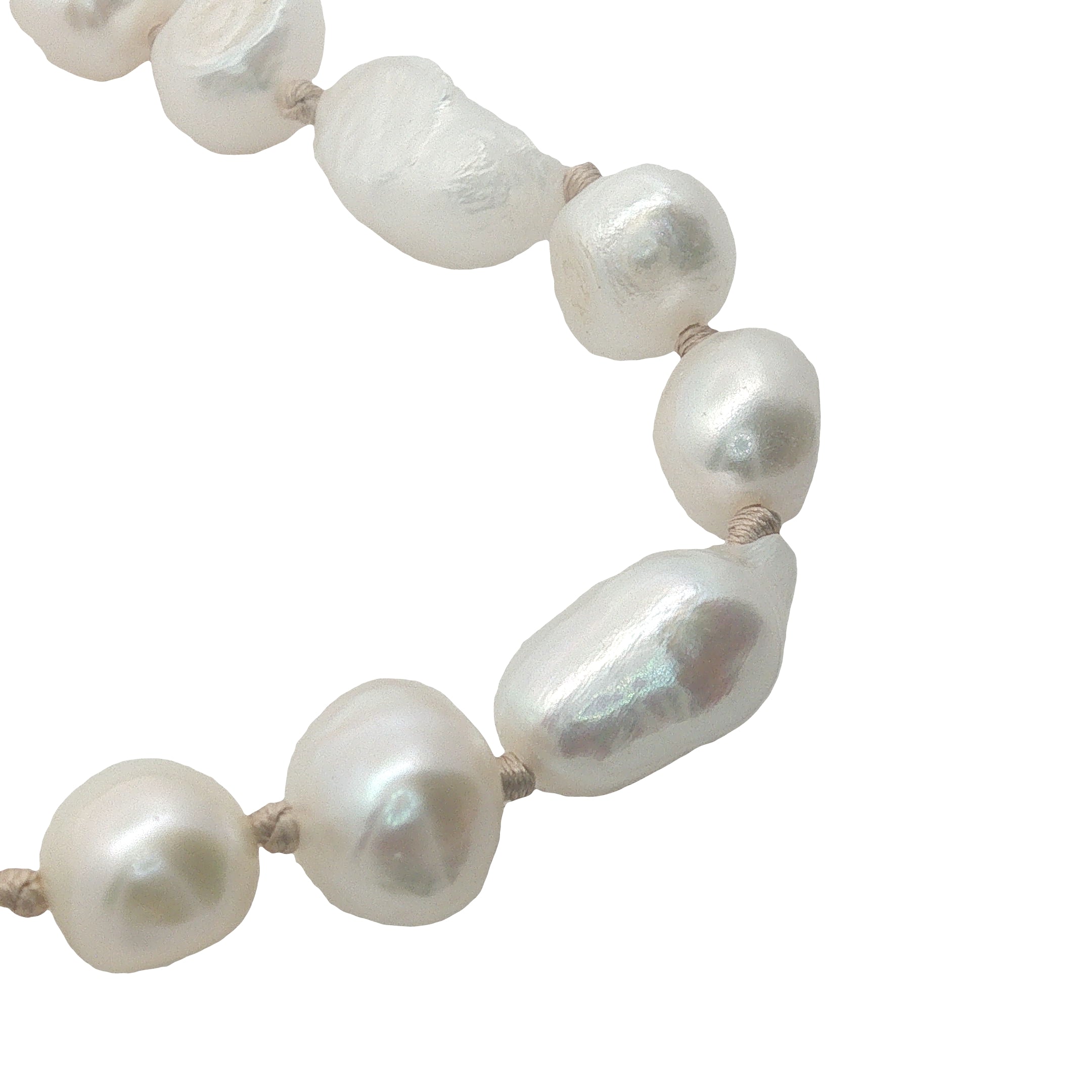 Collier doré perles de culture de différentes tailles avec noeuds beige 42 cm