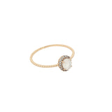 Bague dorée solitaire pierre de lune et zircons