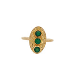 Bague dorée martelée ovale et trio d'onyx verte