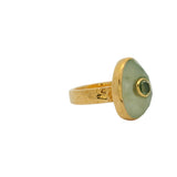 Bague dorée martelée et pierre facettée