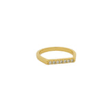 Bague dorée avec barre zircons