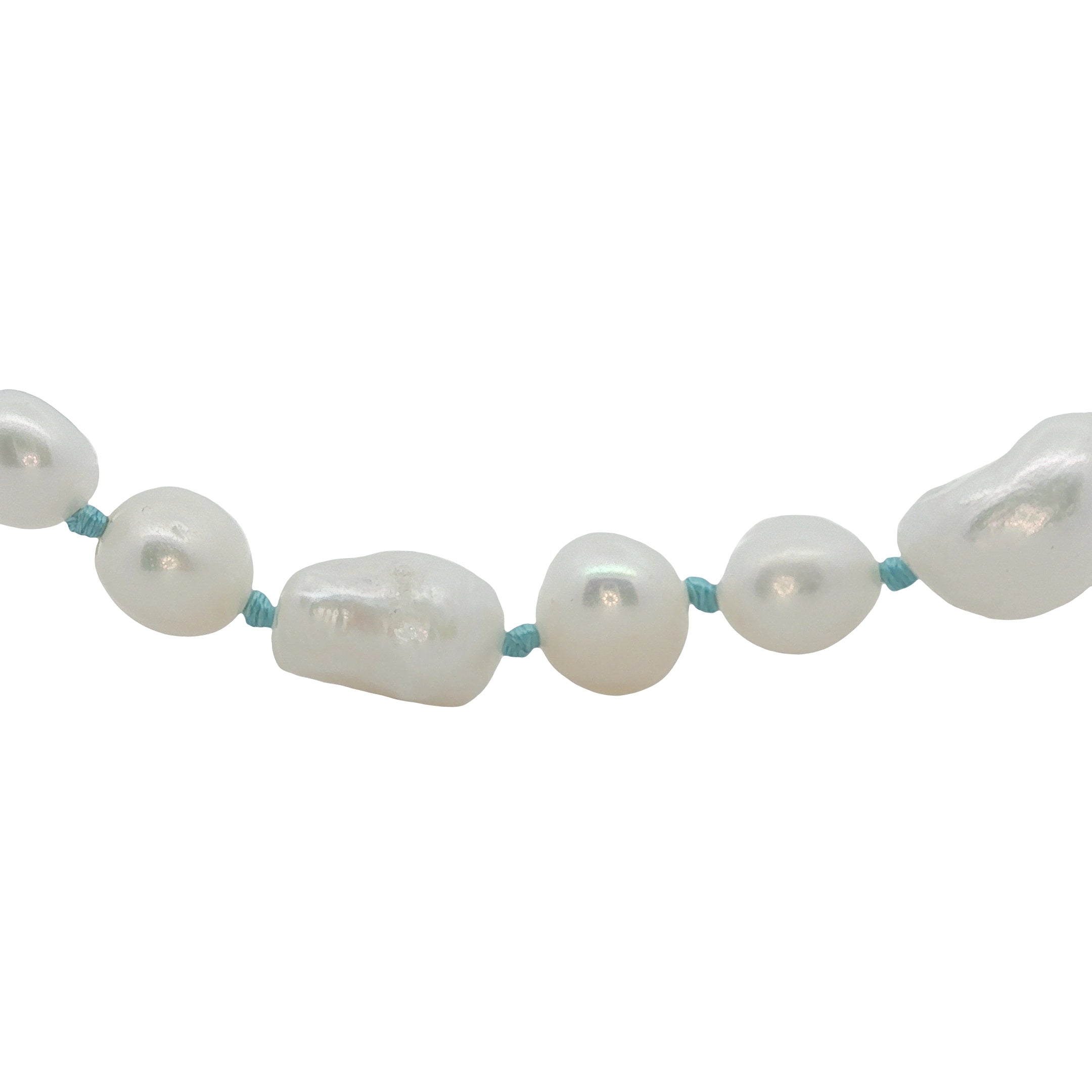 Collier doré perles de culture de différentes tailles avec noeuds turquoise 75 cm