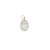 Charms doré scarabée taillé dans du cristal blanc avec fil doré