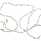 Collier doré avec perles en nacre  75 cm