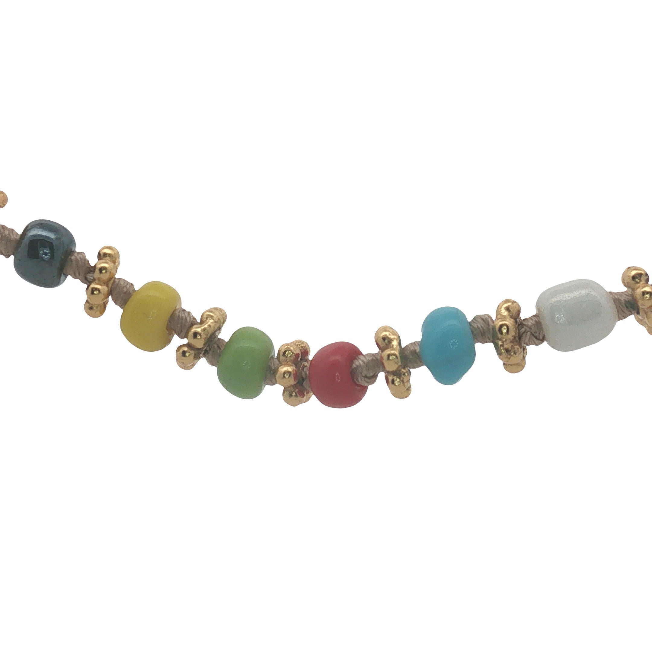 Collier doré perles colorées, perles oeil, couronnes dorées et noeuds beige 42 cm
