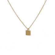 Collier doré pendentif carré