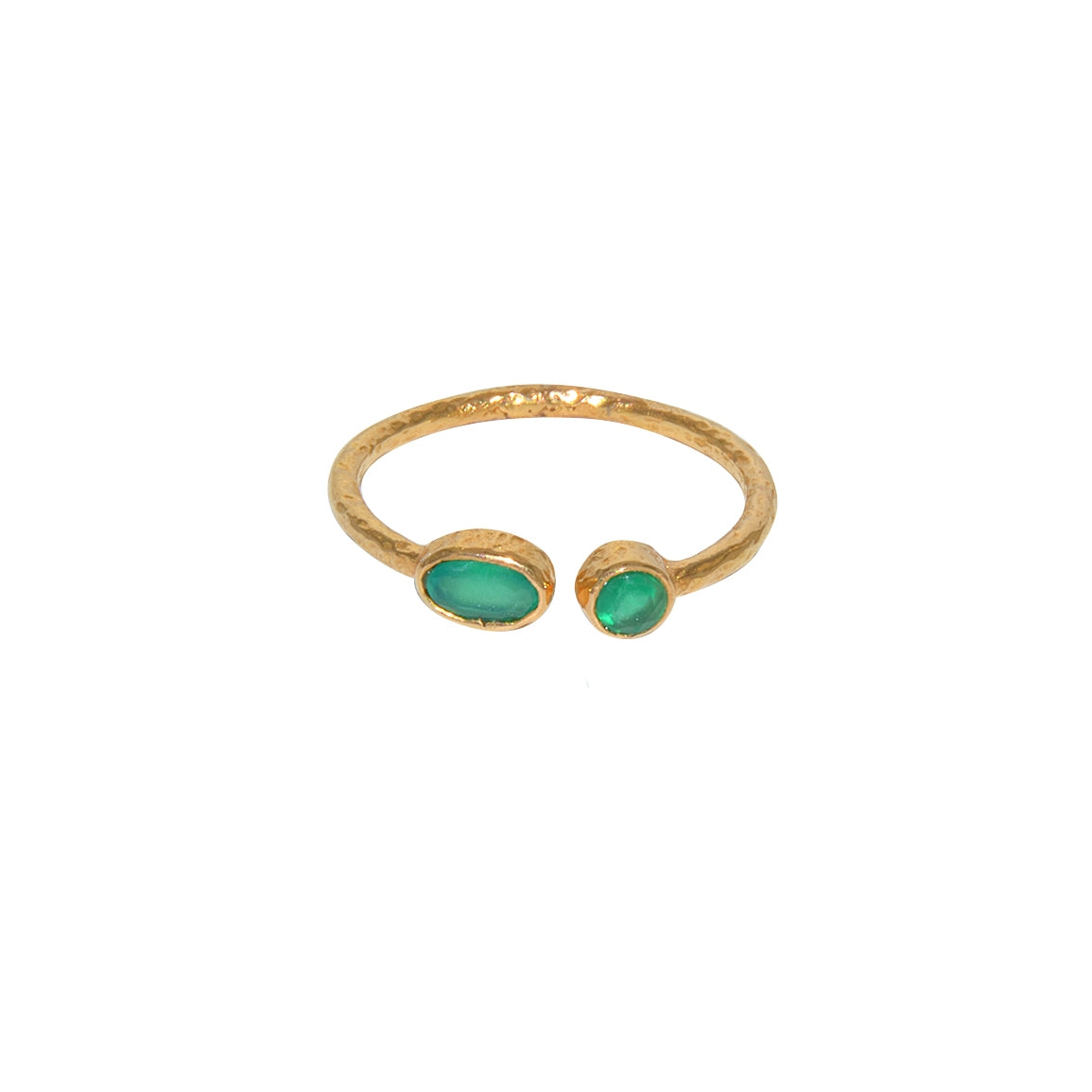Bague dorée martelée ouverte et 2 pierres - 50 / ONYX VERTE